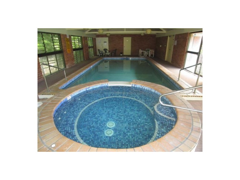 6/164  High Street, Southport QLD 4215