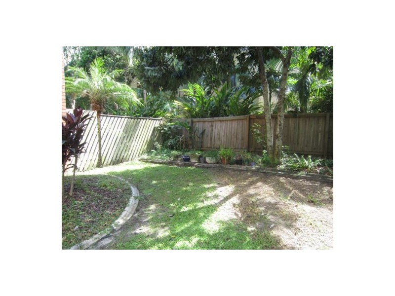 6/164  High Street, Southport QLD 4215