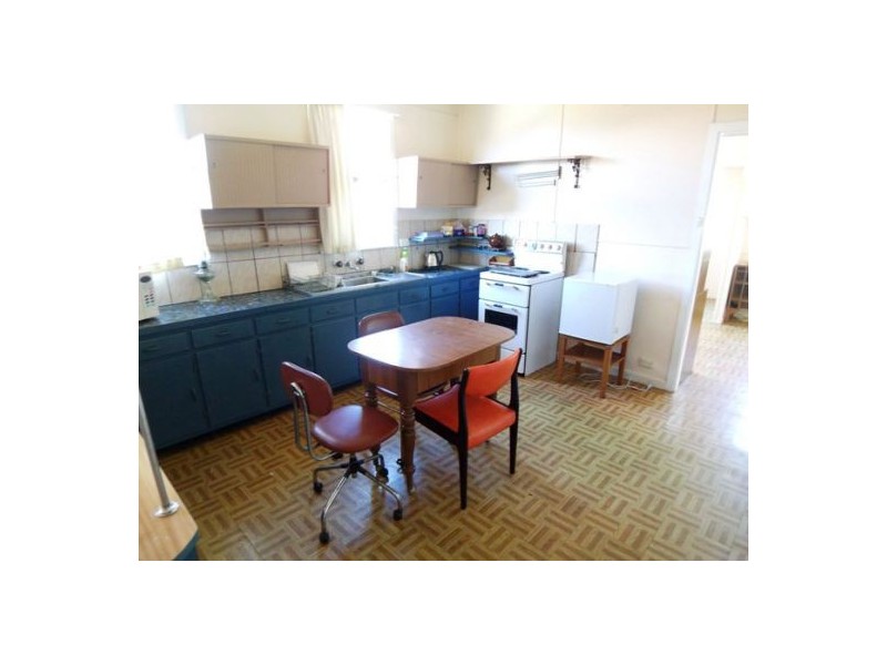 92 Johnston Street, Southport QLD 4215