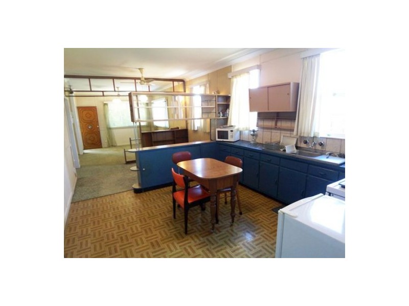 92 Johnston Street, Southport QLD 4215