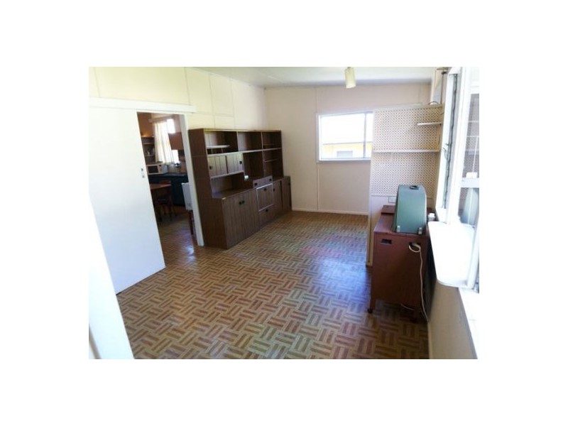 92 Johnston Street, Southport QLD 4215