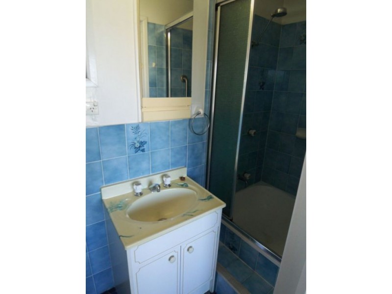 92 Johnston Street, Southport QLD 4215