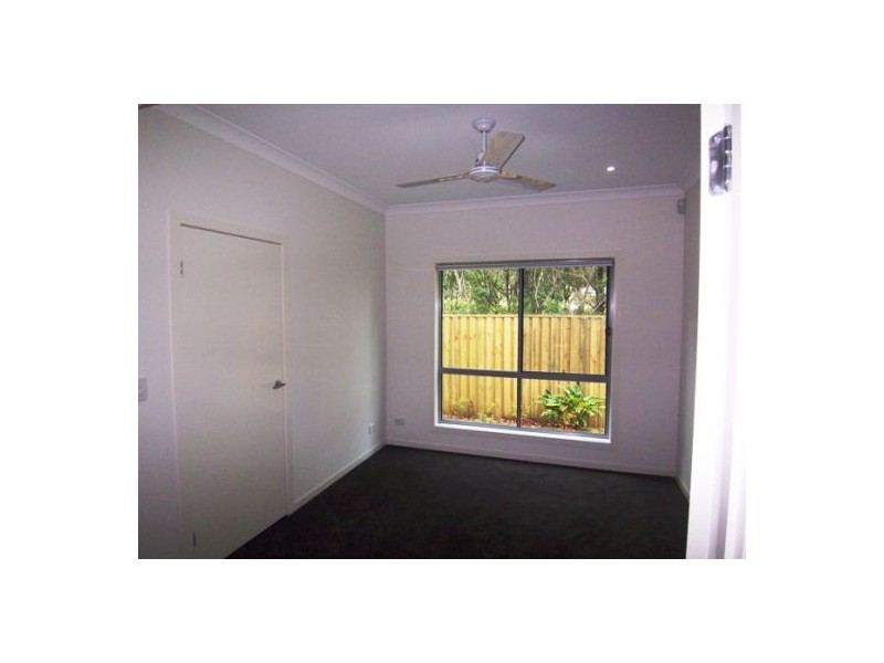 8/16-18 Geoff Wolter Drive West, Molendinar QLD 4214