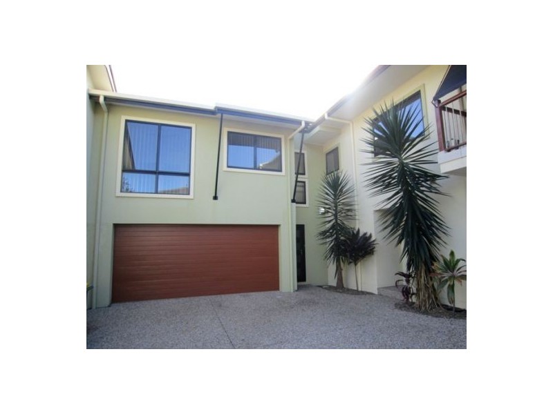 2/119 Minnie Street, Southport QLD 4215