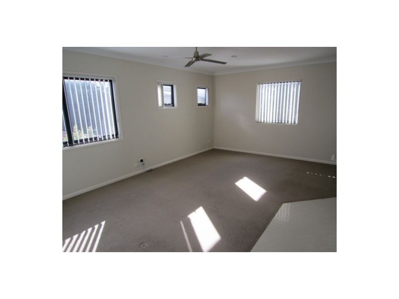 2/119 Minnie Street, Southport QLD 4215