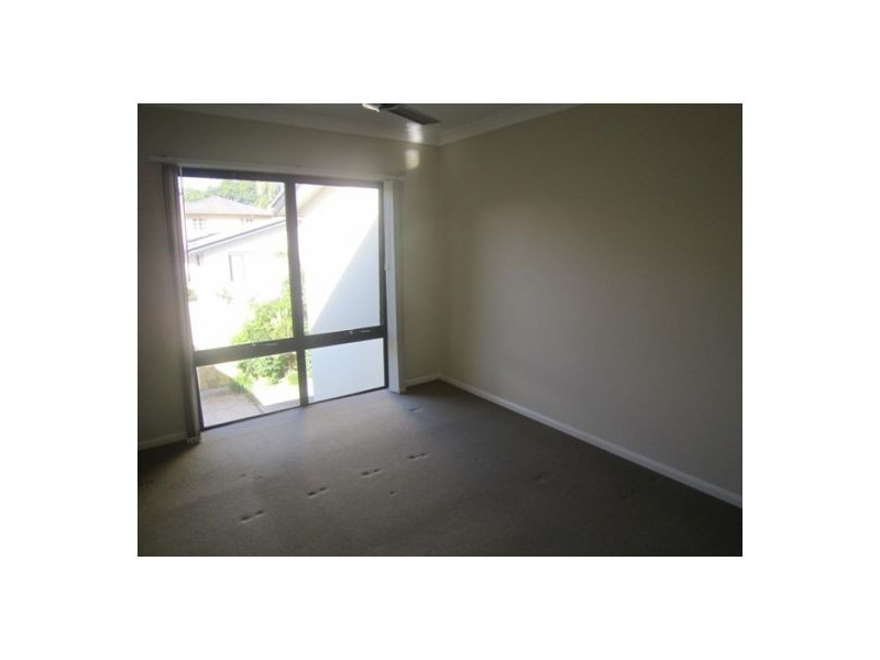 2/119 Minnie Street, Southport QLD 4215