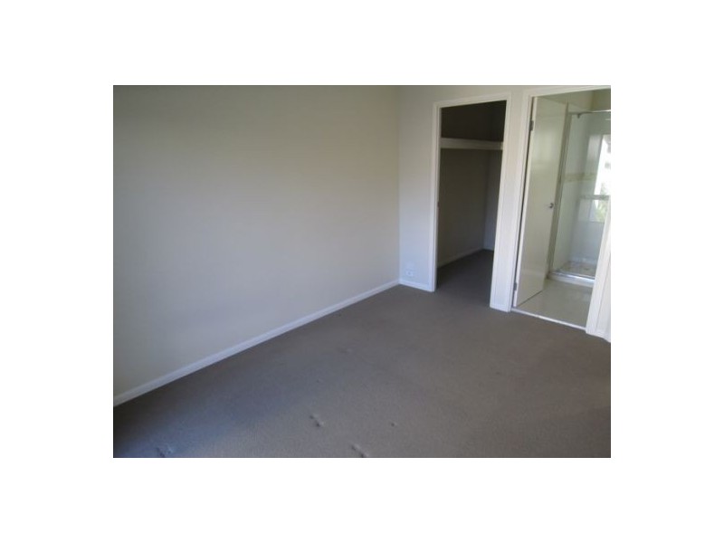 2/119 Minnie Street, Southport QLD 4215