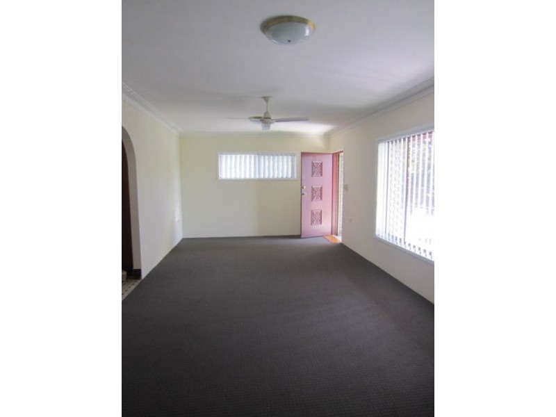 6/214 Scarborough Street, Southport QLD 4215