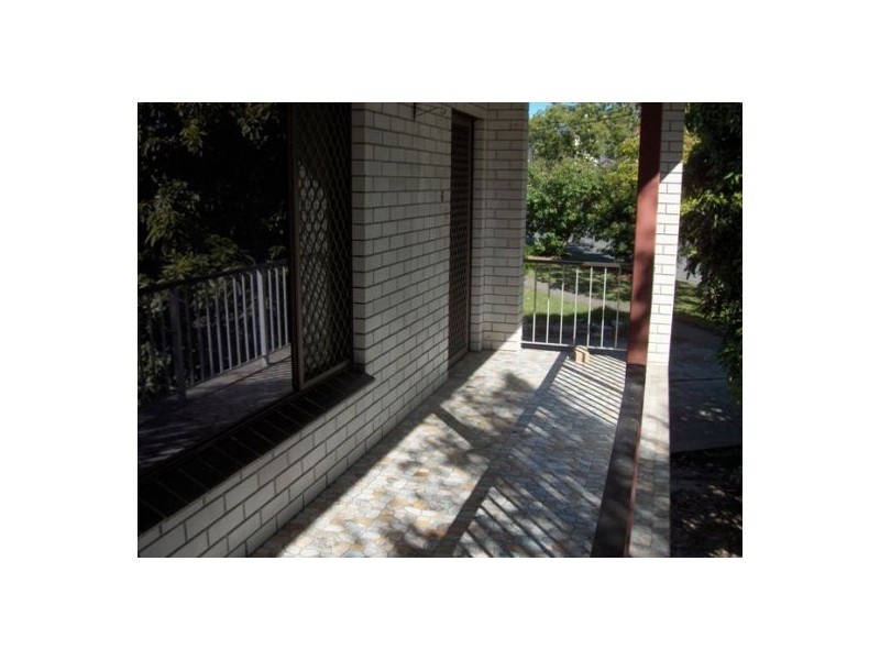 6/214 Scarborough Street, Southport QLD 4215