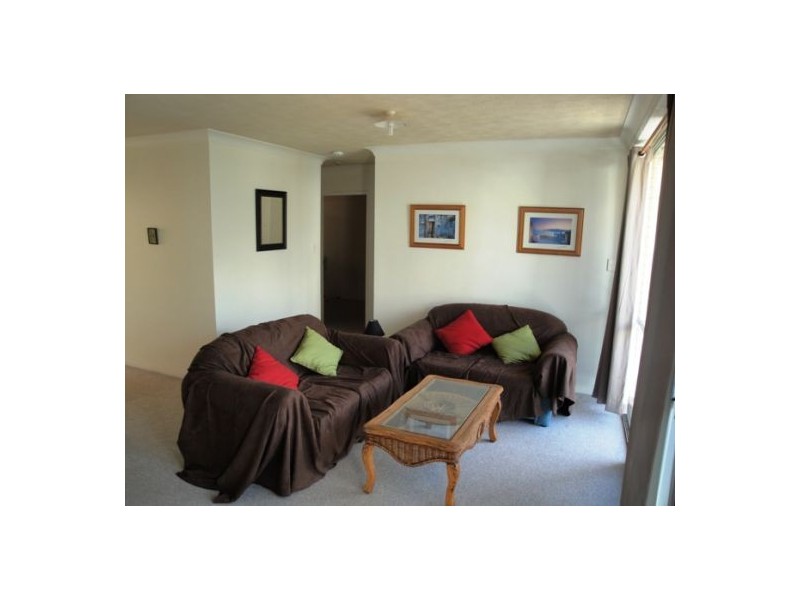 2/45 Railway Street, Southport QLD 4215