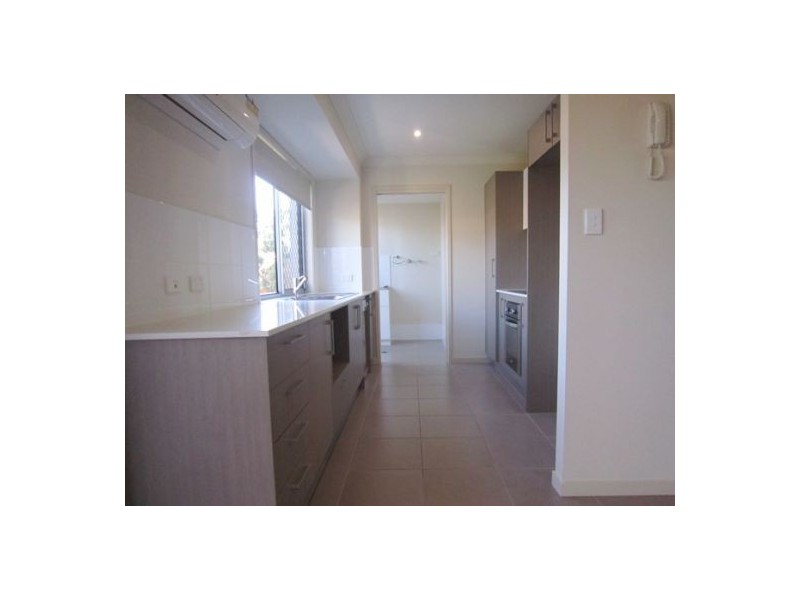 5/136 Central Street, Labrador QLD 4215