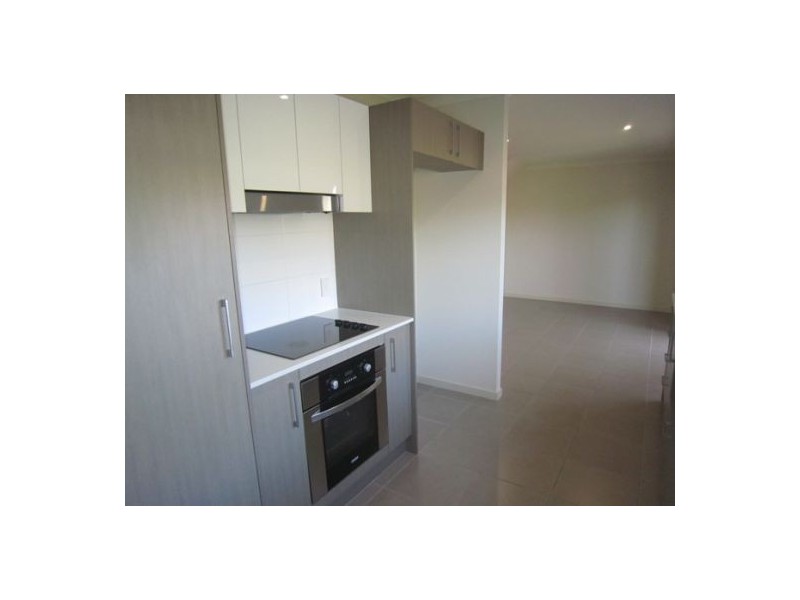 5/136 Central Street, Labrador QLD 4215