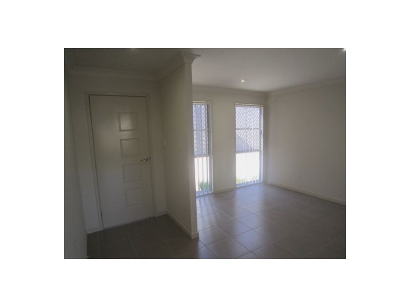 5/136 Central Street, Labrador QLD 4215