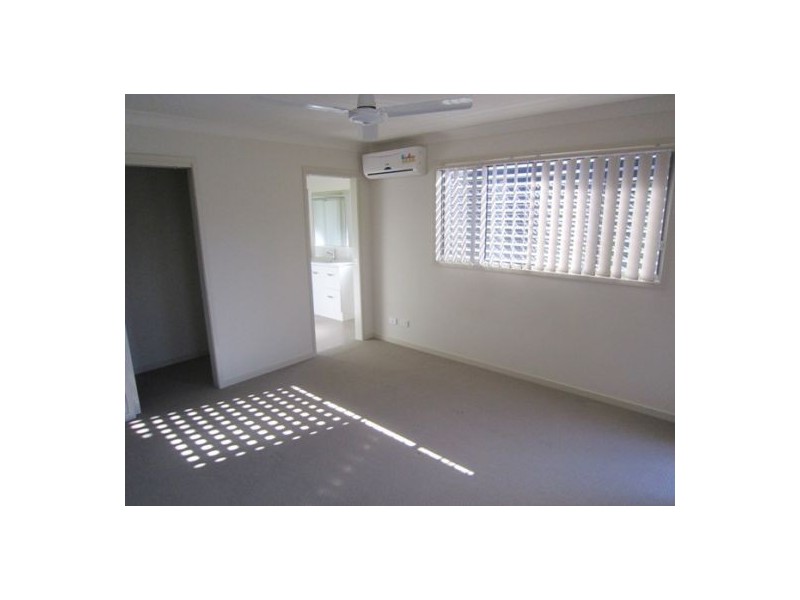 5/136 Central Street, Labrador QLD 4215