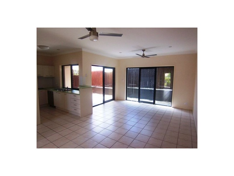 3/28 Blake Street, Southport QLD 4215