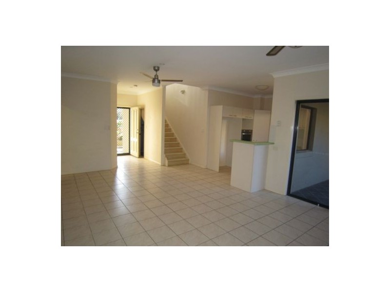 3/28 Blake Street, Southport QLD 4215