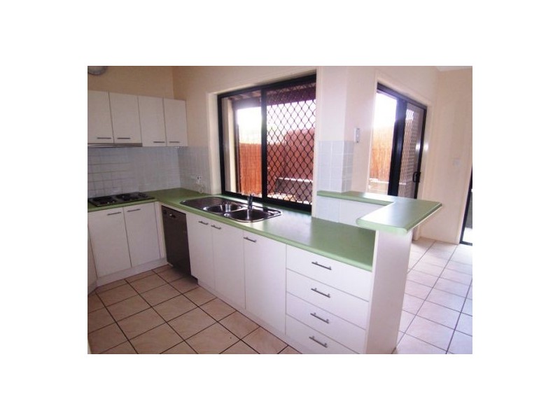 3/28 Blake Street, Southport QLD 4215