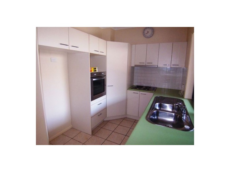 3/28 Blake Street, Southport QLD 4215