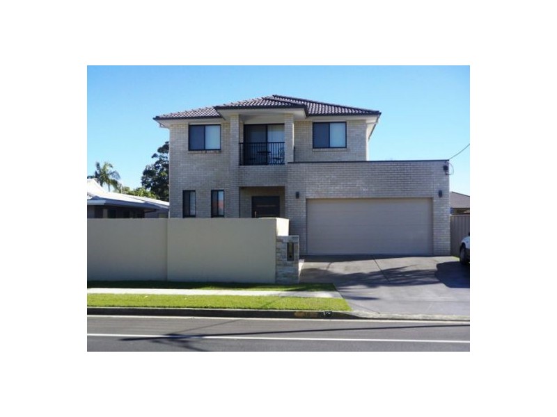 36 Morala Avenue, Runaway Bay QLD 4216