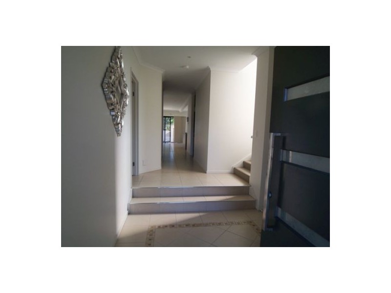 36 Morala Avenue, Runaway Bay QLD 4216