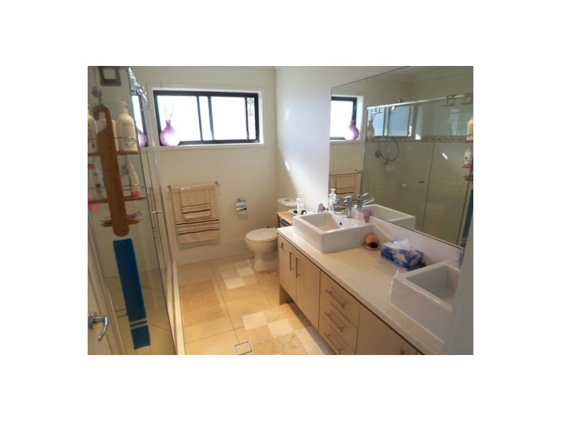 36 Morala Avenue, Runaway Bay QLD 4216