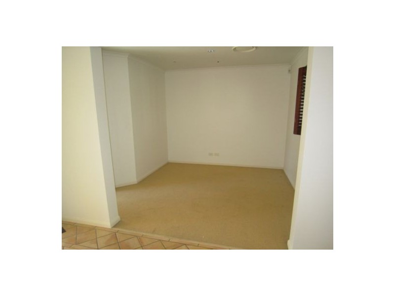 36 Crestwood Drive, Molendinar QLD 4214