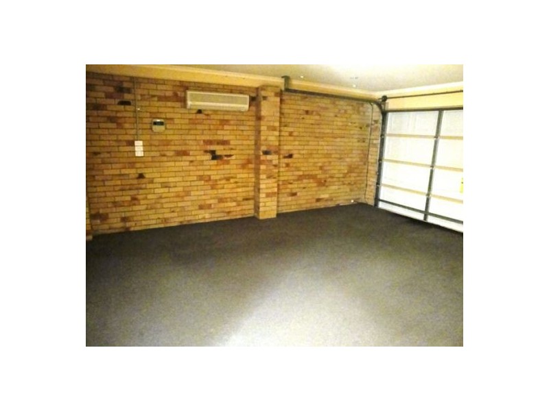 36 Crestwood Drive, Molendinar QLD 4214