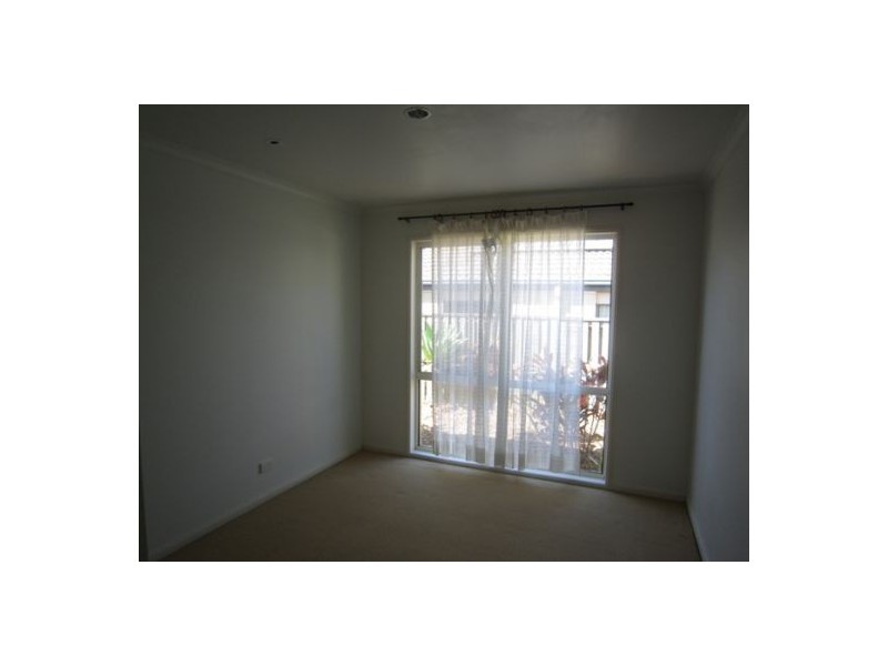 36 Crestwood Drive, Molendinar QLD 4214