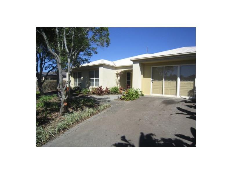 36 Crestwood Drive, Molendinar QLD 4214