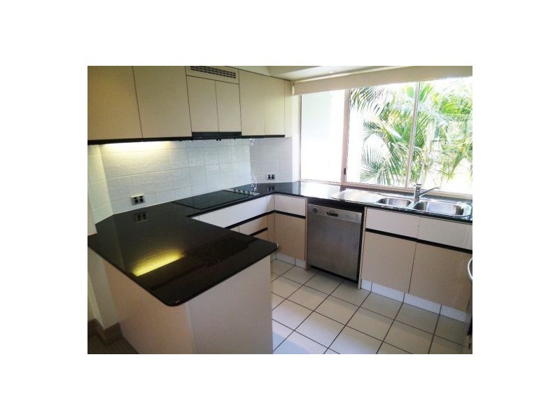 26/76 Chichester Drive, Arundel QLD 4214