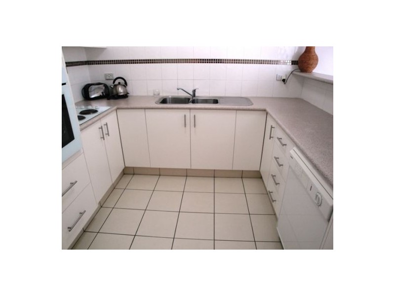 10/156 Surf Parade, Broadbeach QLD 4218