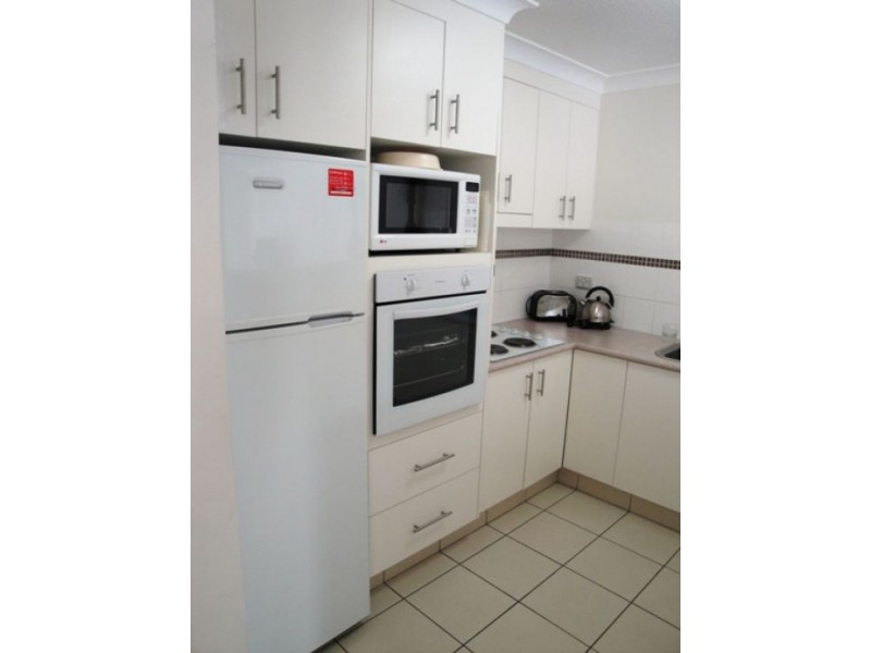 10/156 Surf Parade, Broadbeach QLD 4218