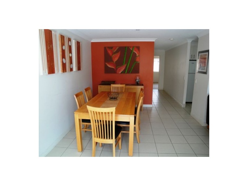 10/156 Surf Parade, Broadbeach QLD 4218