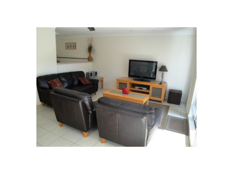 10/156 Surf Parade, Broadbeach QLD 4218