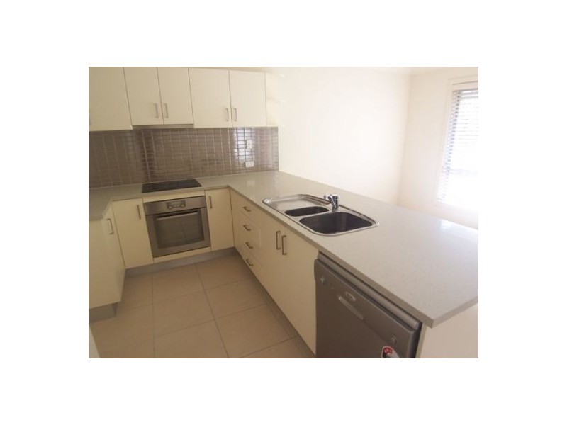 3/59 Muir Street, Labrador QLD 4215