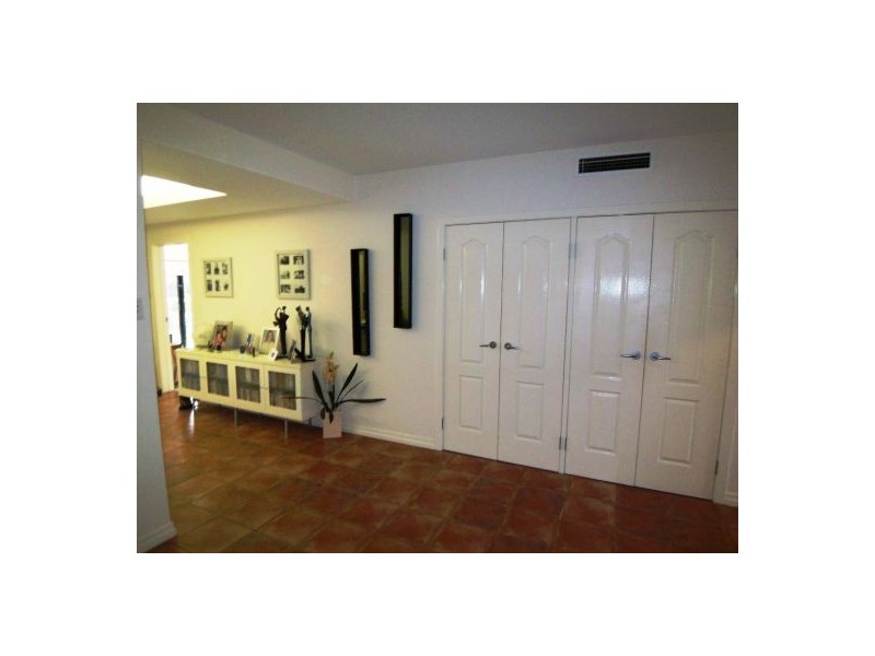 Hope Island QLD 4212