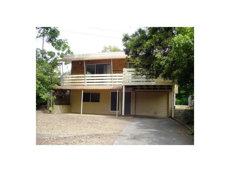 74 Benowa Road, Southport QLD 4215