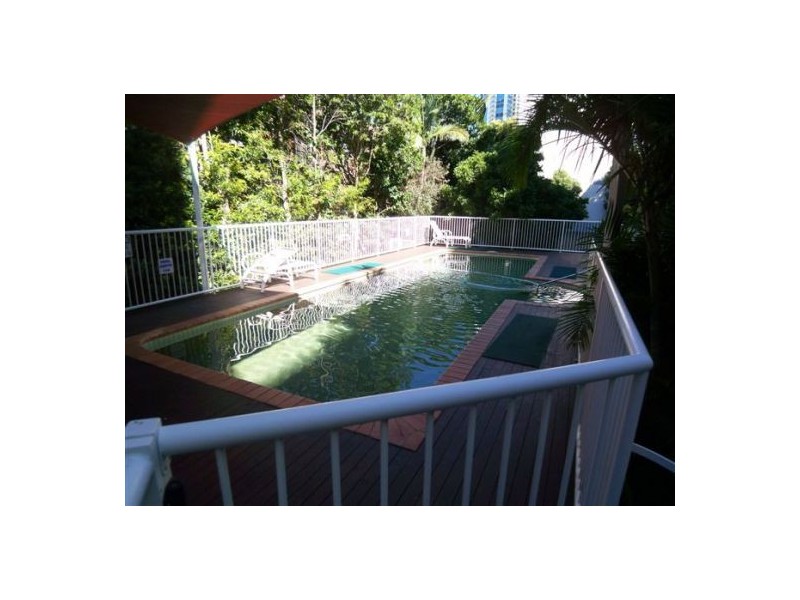 12/30 Marine Parade, Southport QLD 4215