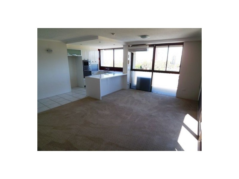 6c Huntington, 10 Marine Parade, Southport QLD 4215