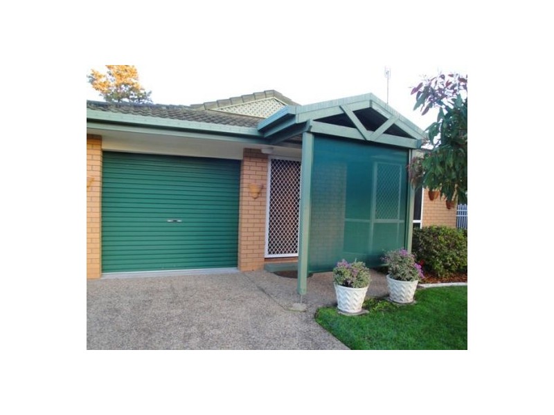 10 Sutherland Avenue, Labrador QLD 4215