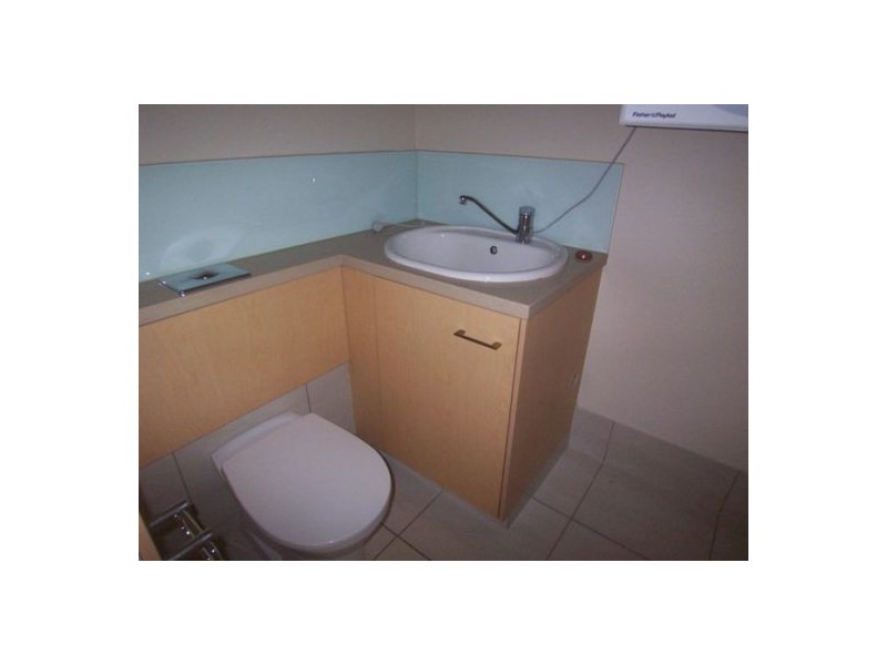 6/36 Oatland Esp, Runaway Bay QLD 4216