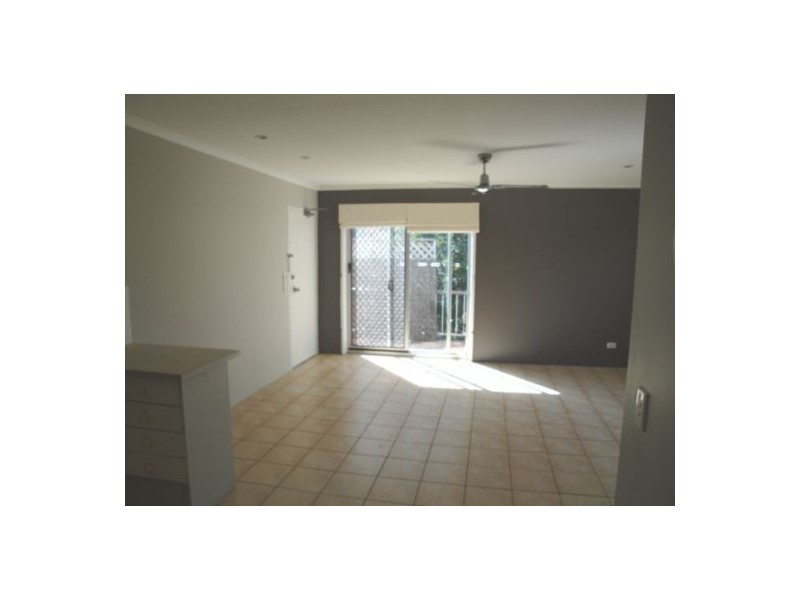 11/203 Scarborough St, Southport QLD 4215