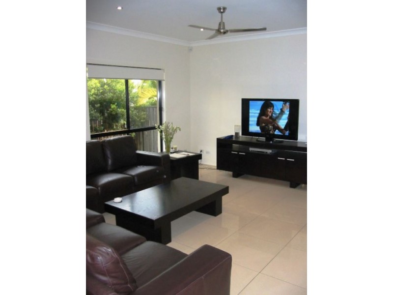 1/117 Bayswater Ave, Varsity Lakes QLD 4227