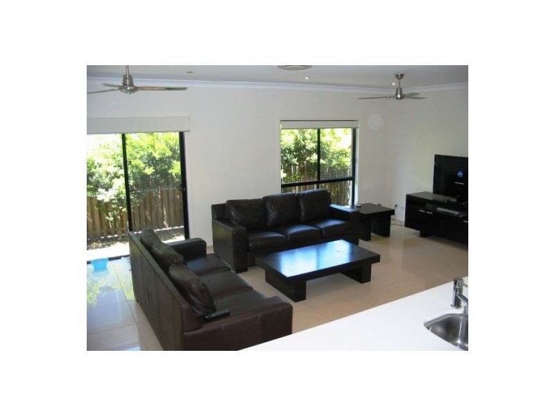 1/117 Bayswater Ave, Varsity Lakes QLD 4227