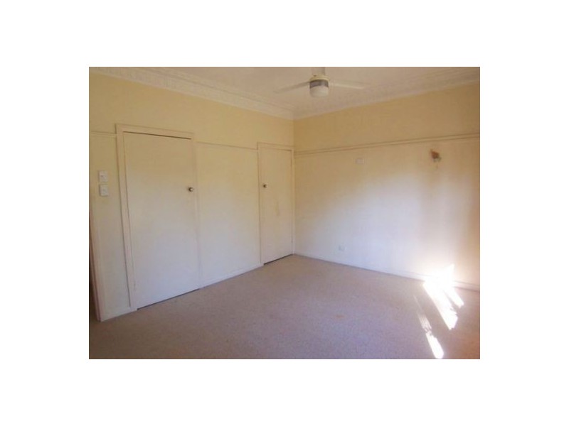 11 Charlton Street, Southport QLD 4215