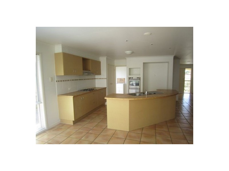 36 Crestwood Drive, Molendinar QLD 4214