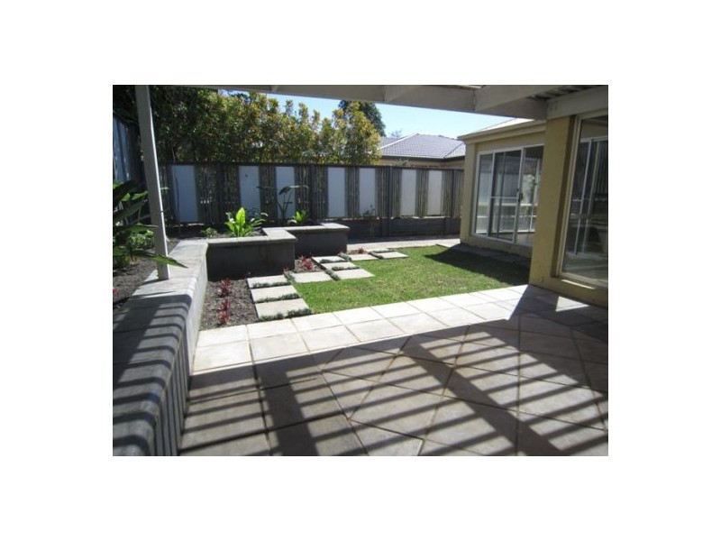 36 Crestwood Drive, Molendinar QLD 4214