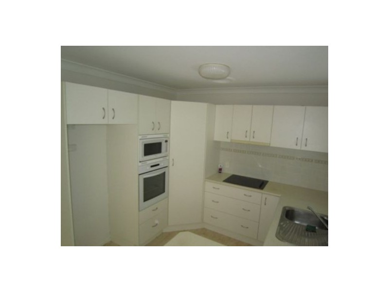 1 Cutana Court, Ashmore QLD 4214