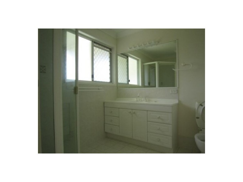 1 Cutana Court, Ashmore QLD 4214