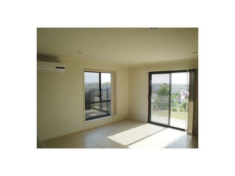 4/45 Filbert Street, Upper Coomera QLD 4209